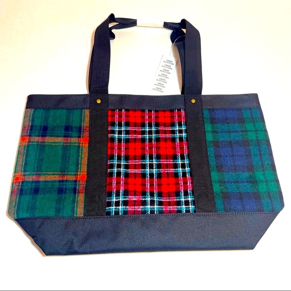BNWT Urban Outfitters Plaid Tote PERFECT HOLIDAY TOTE; PRICE FIRM NO DISCOUNTS! - Picture 14 of 14